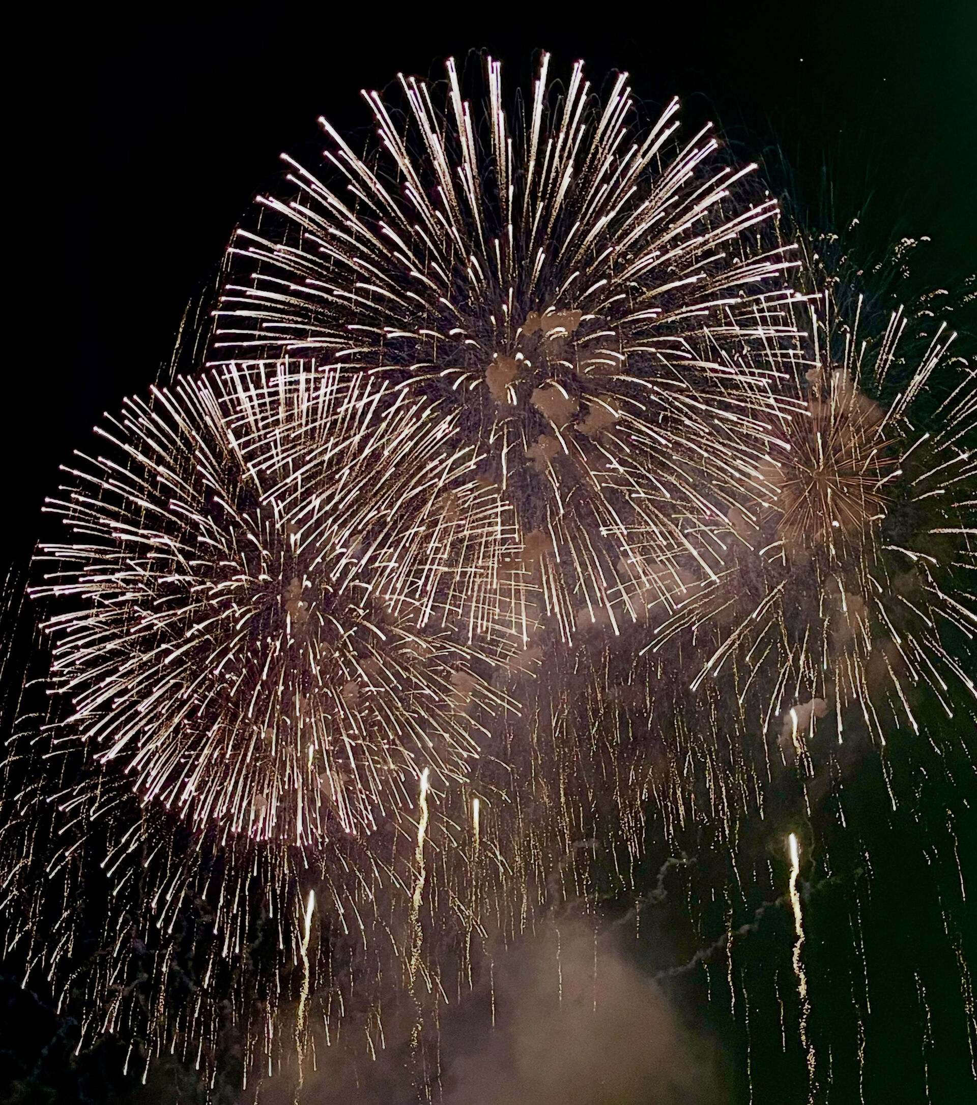 花火大会で夏を満喫！……でも、身体はお疲れでした