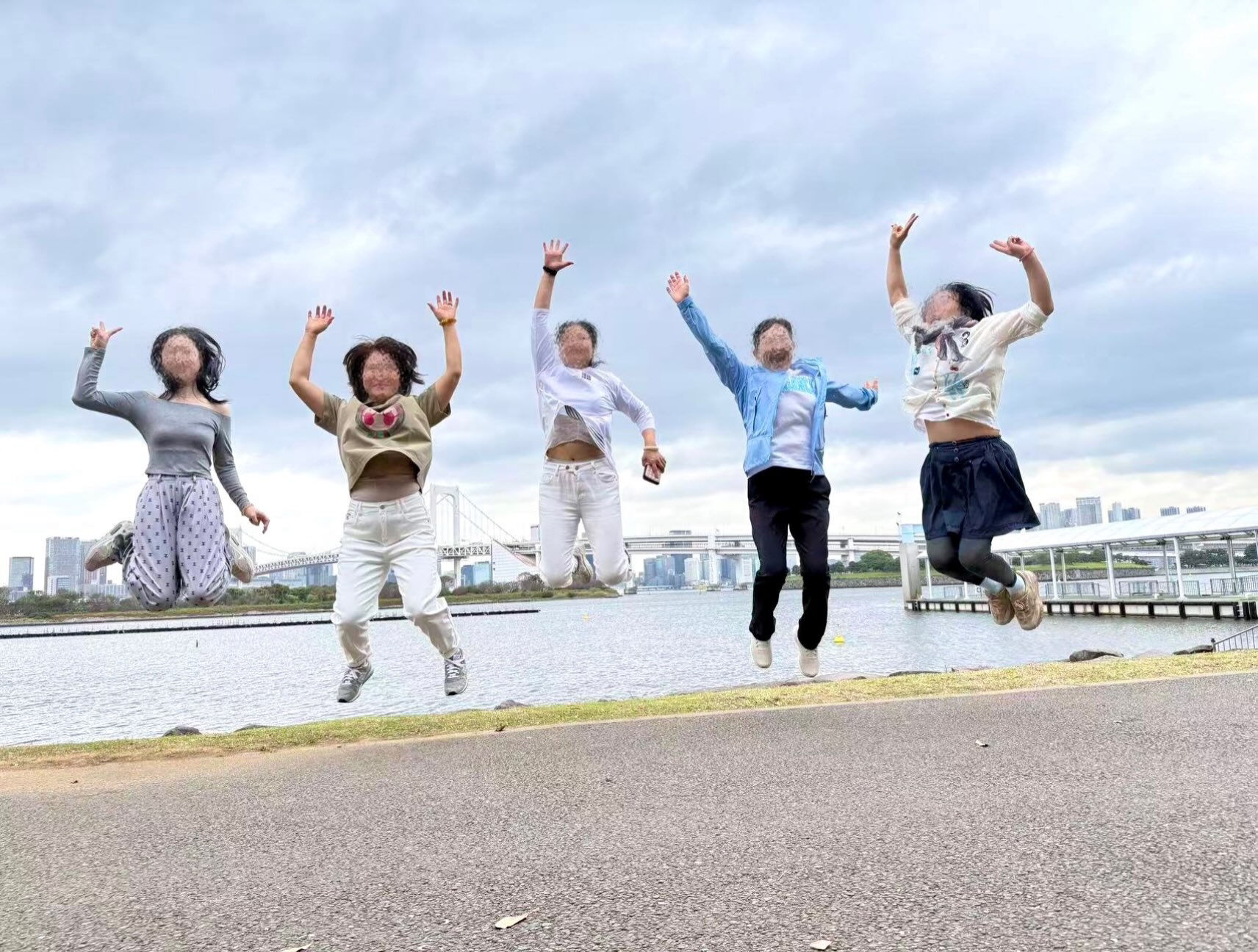 私たちの元気パワーをお裾分けしますっ！